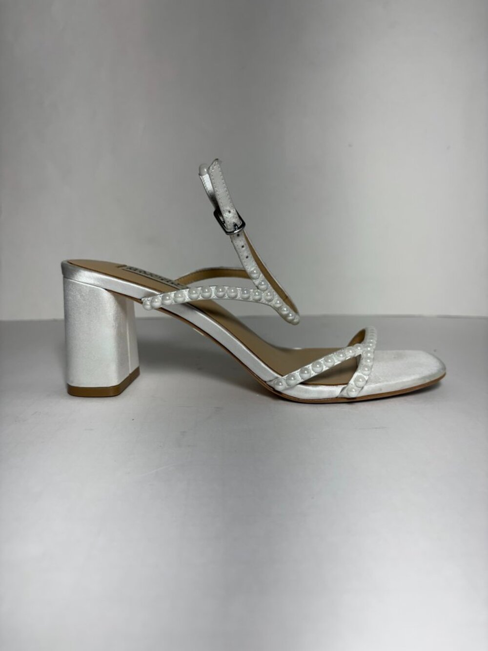 Badgley Mischka Giabella Satin Bridal Heel – Size 6.5